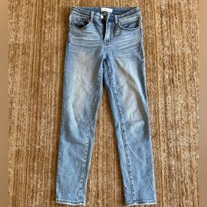 Risen Straight Leg High-Waisted Jeans